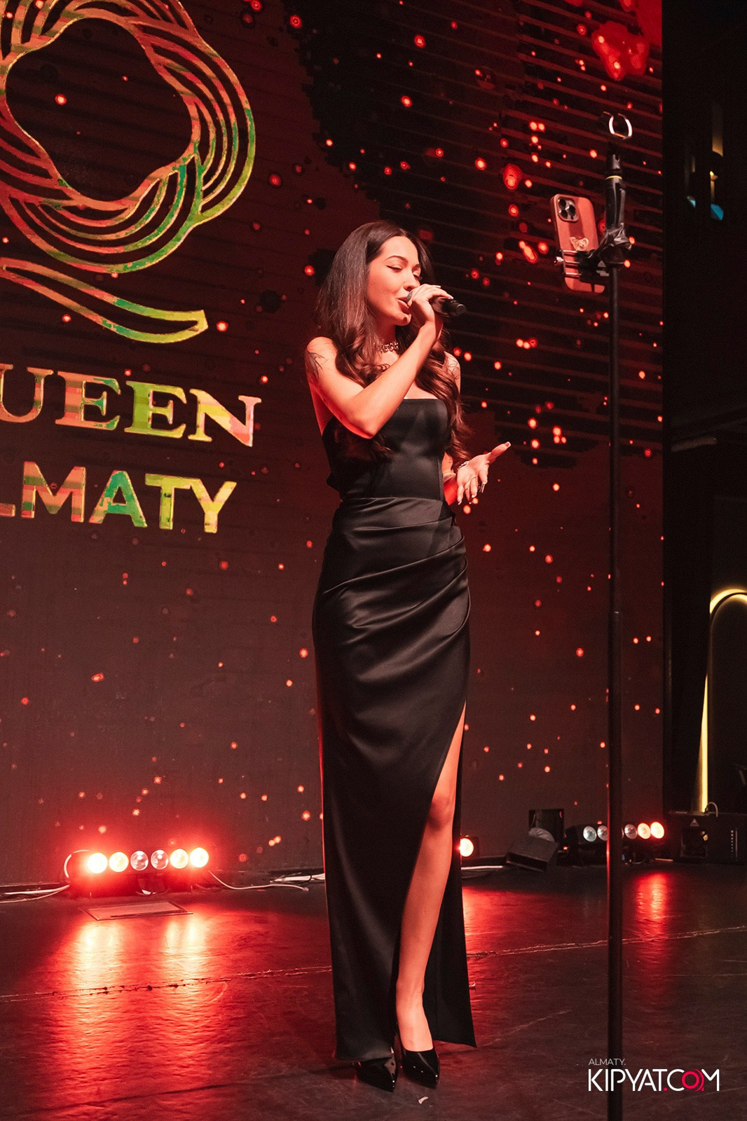QUEEN. КИПЯТКОМ АЛМАТЫ!