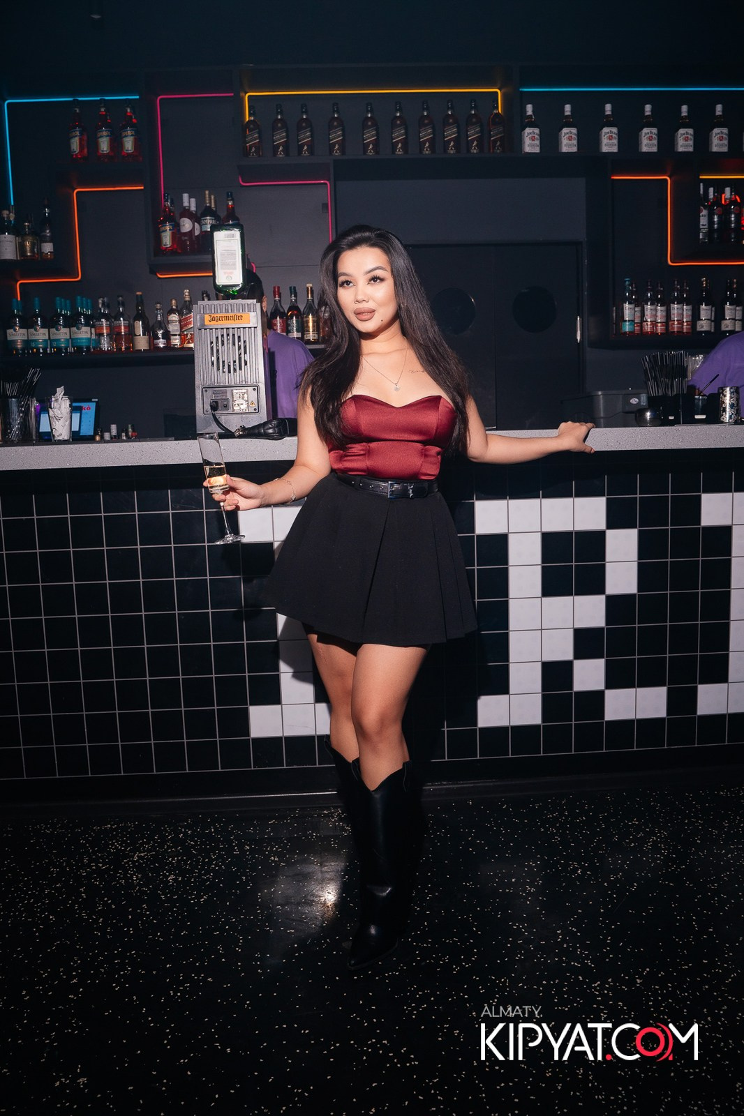 SANTA BARBARA — «OldСкулы Свело» Выступление группы 101. КИПЯТКОМ АЛМАТЫ!