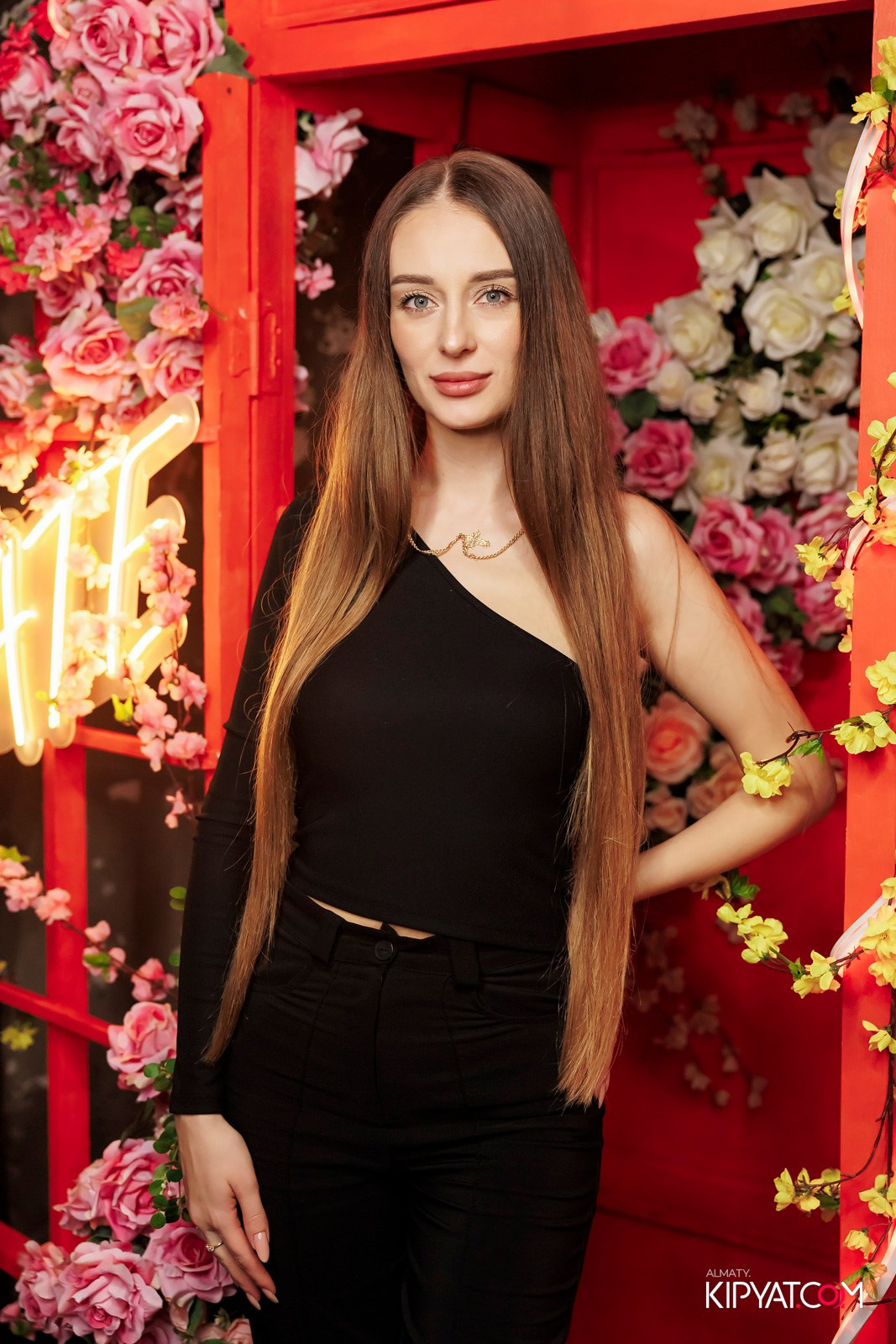 МУЗЫКАЛЬНОЕ ЛОТО В HIT RETRO. КИПЯТКОМ АЛМАТЫ! Фотосъемка мероприятий в Алматы