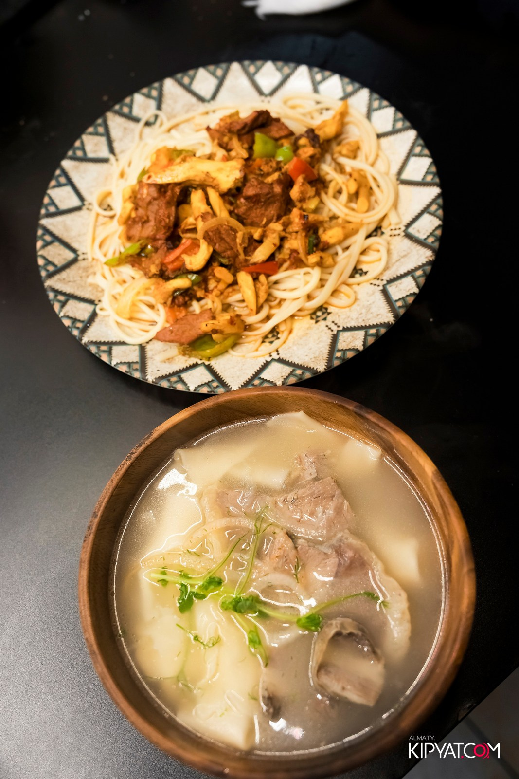 СЕМЕЙНЫЙ РЕСТОРАН BAZAAR. КИПЯТКОМ АЛМАТЫ!