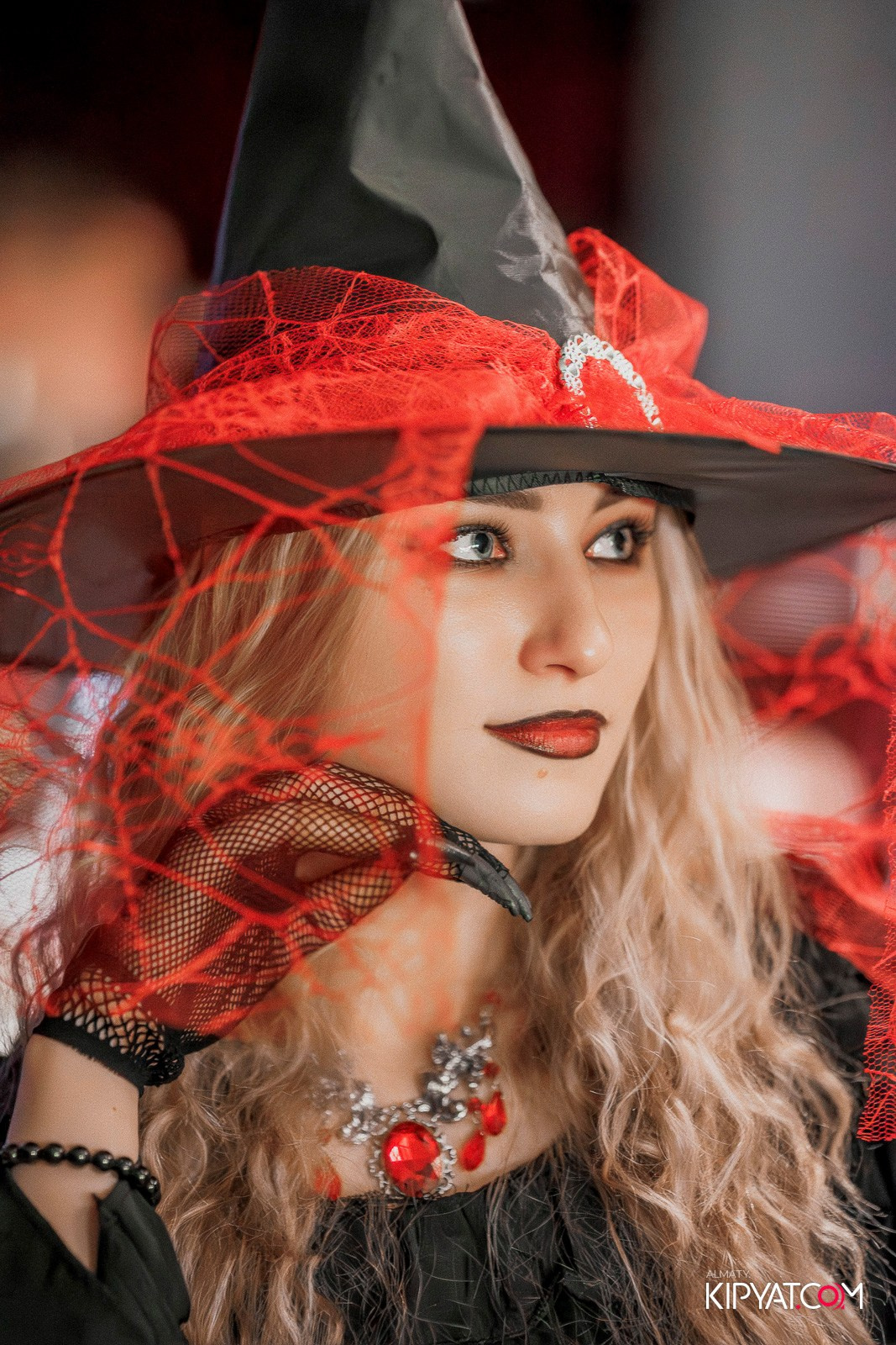 HALLOWEEN PARTY — OLOVO BAR НА ДОСТЫК. КИПЯТКОМ АЛМАТЫ!