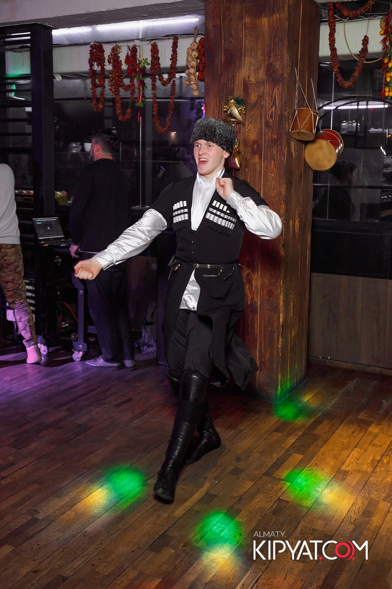 ВАХТАНГУРИ. КИПЯТКОМ АЛМАТЫ!