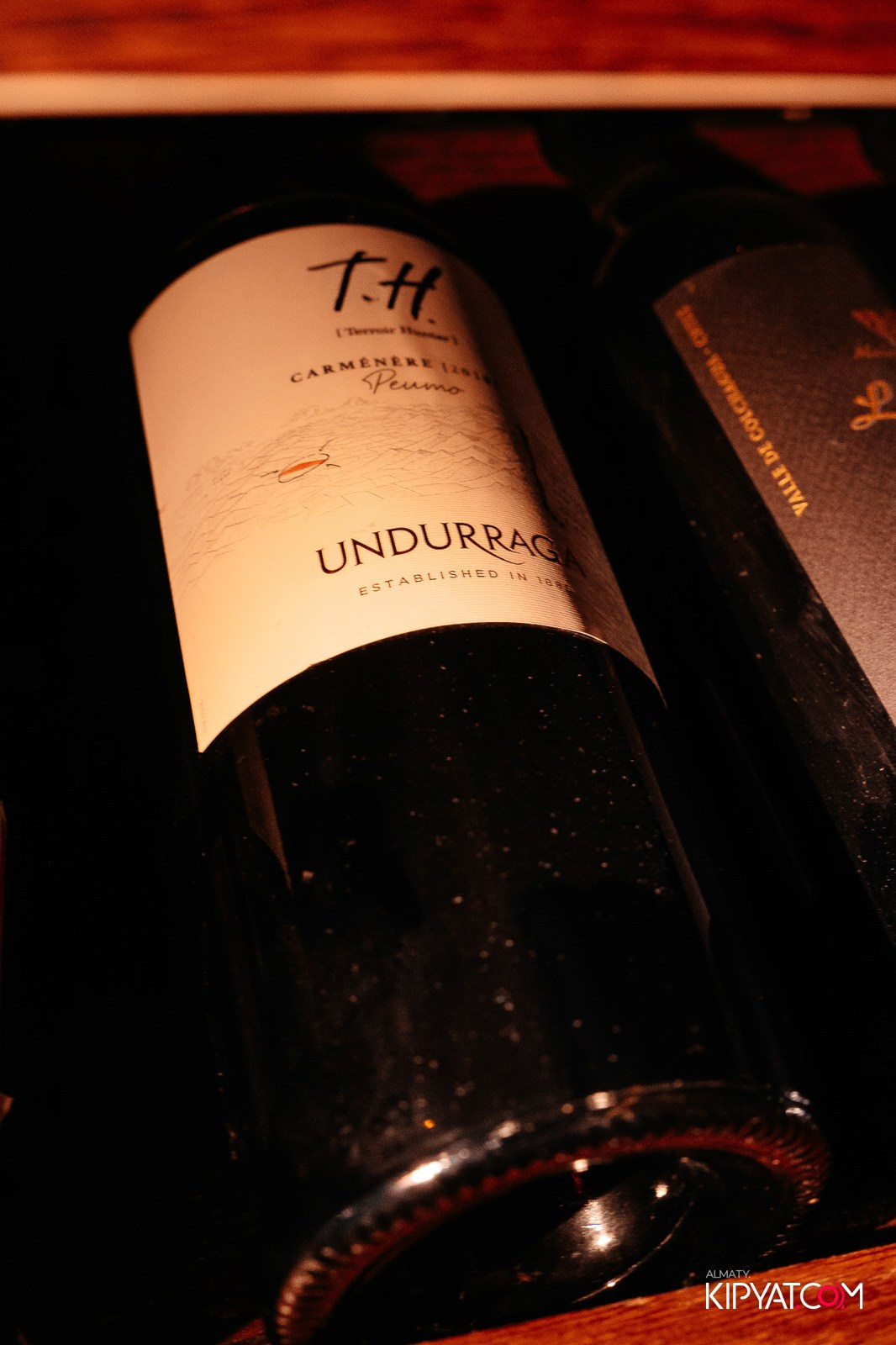 LAUREATE GRAND CAFÉ. КИПЯТКОМ АЛМАТЫ!