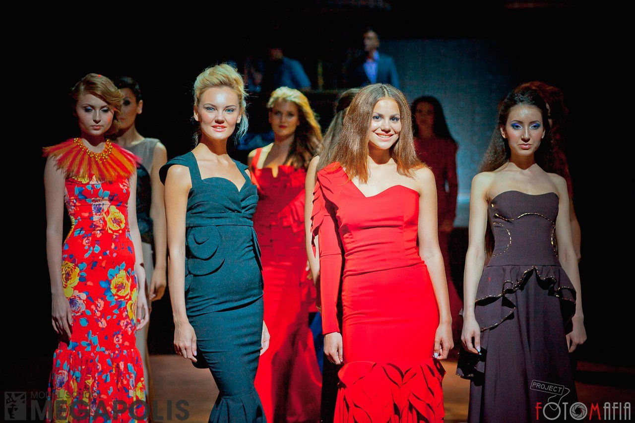 Показ 2014 год. Модельер Евгений Бременев