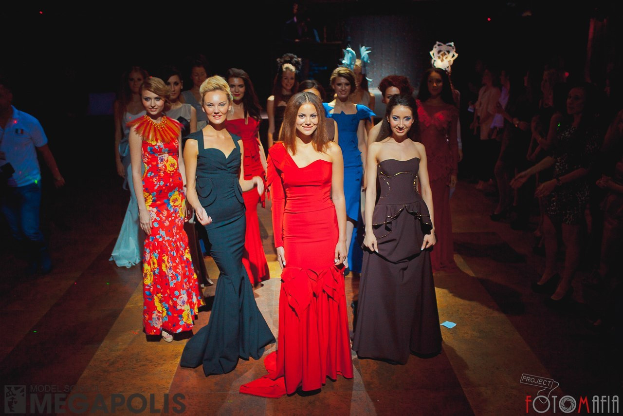 Показ 2014 год. Модельер Евгений Бременев