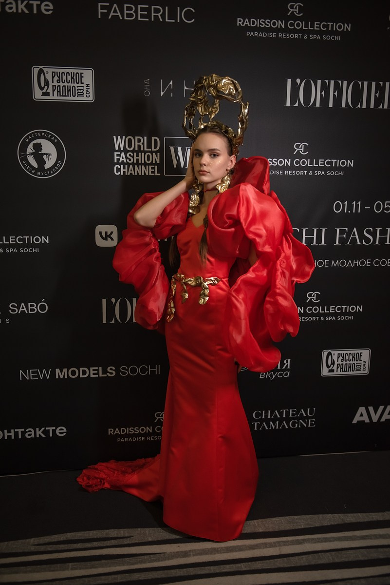 SochiFashionWeek2024 дизайнер Анохина Светлана. Семейный и коммерческий фотограф в Сочи Александр Бодунов