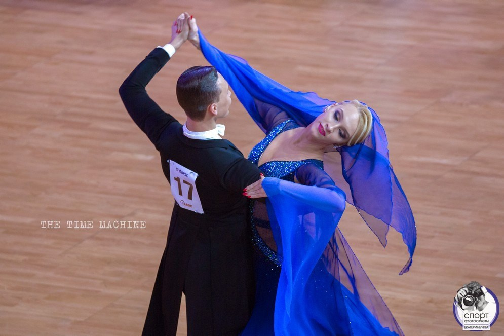 DANCE. Фотограф для маркетплейсов Михаил Бове