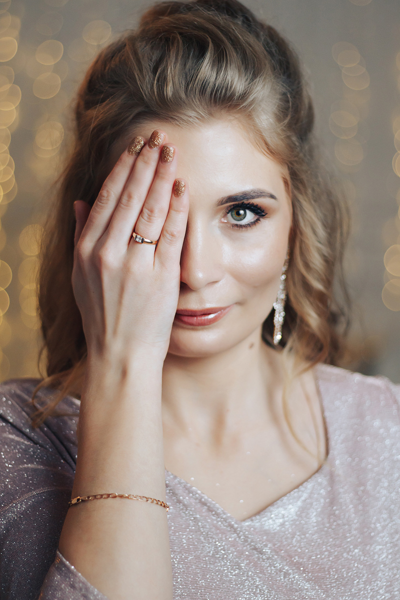 Фотосъемка девичника в фотостудии Арт База в Твери. Светлана Иванова - профессиональный фотограф