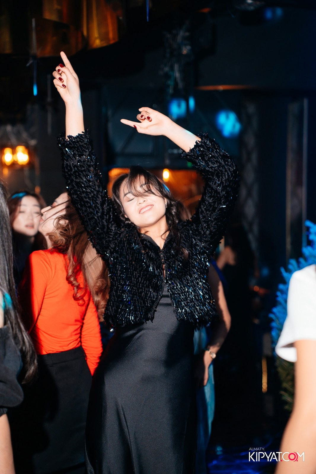 MOOD KARAOKE & TERRACE. КИПЯТКОМ АЛМАТЫ!