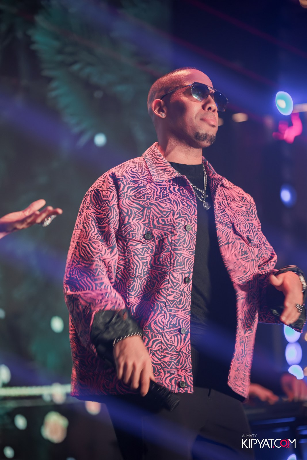 FITNESS ЁЛКА в ночном клубе SANTA BARBARA. КИПЯТКОМ АЛМАТЫ!