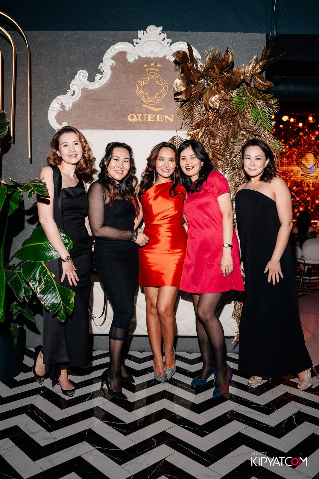 QUEEN. КИПЯТКОМ АЛМАТЫ!