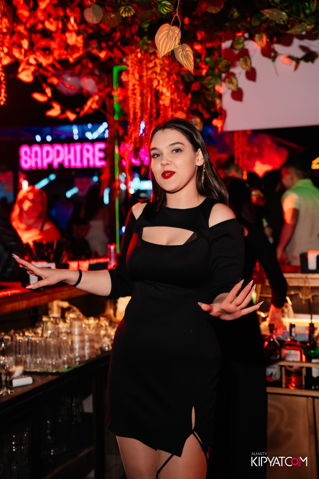 SKY BAR. КИПЯТКОМ АЛМАТЫ!