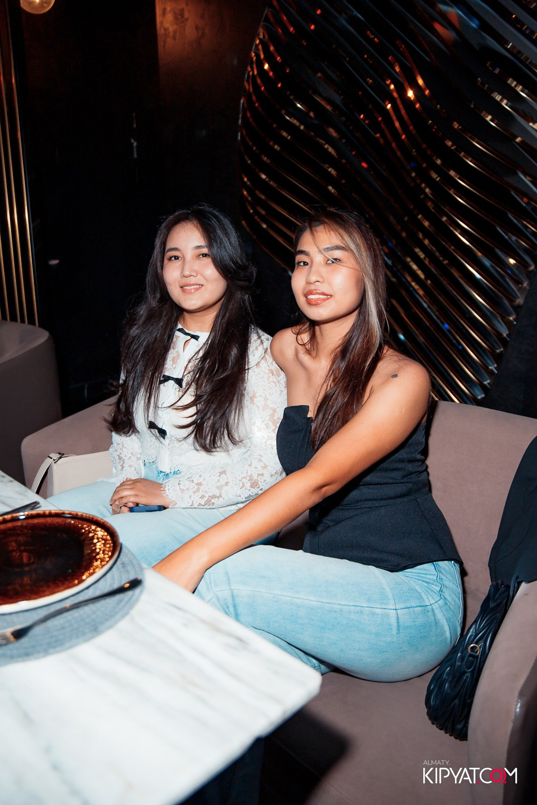 MOOD KARAOKE & TERRACE. КИПЯТКОМ АЛМАТЫ!