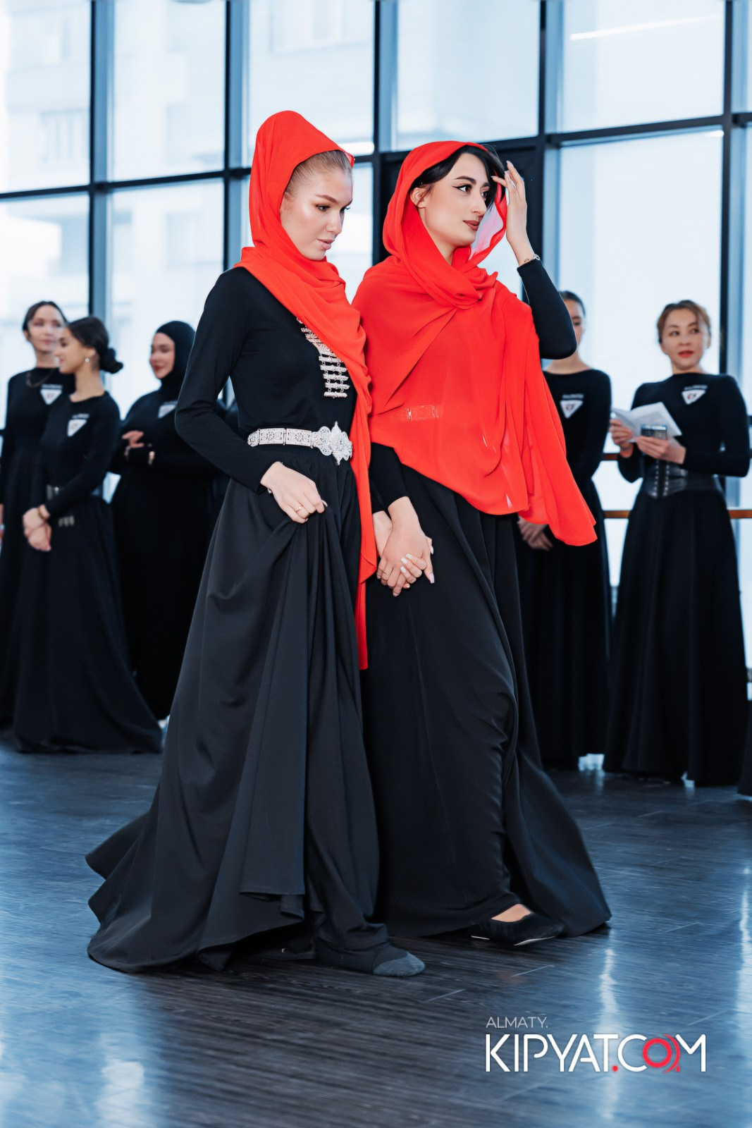 BLOCKBUSTER ТАНЦЕВАЛЬНАЯ АКАДЕМИЯ. КИПЯТКОМ АЛМАТЫ!