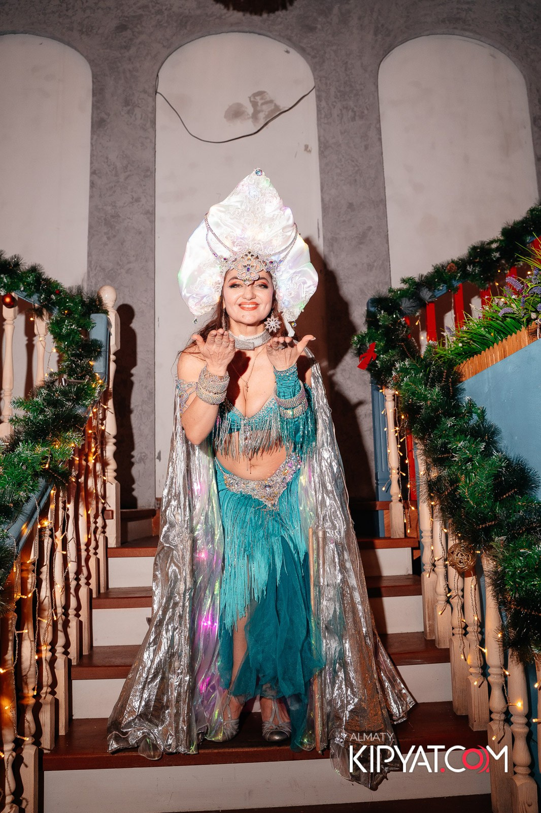 ГРУЗИНСКИЙ ДВОР НА КАБАНБАЙ БАТЫРА. КИПЯТКОМ АЛМАТЫ!