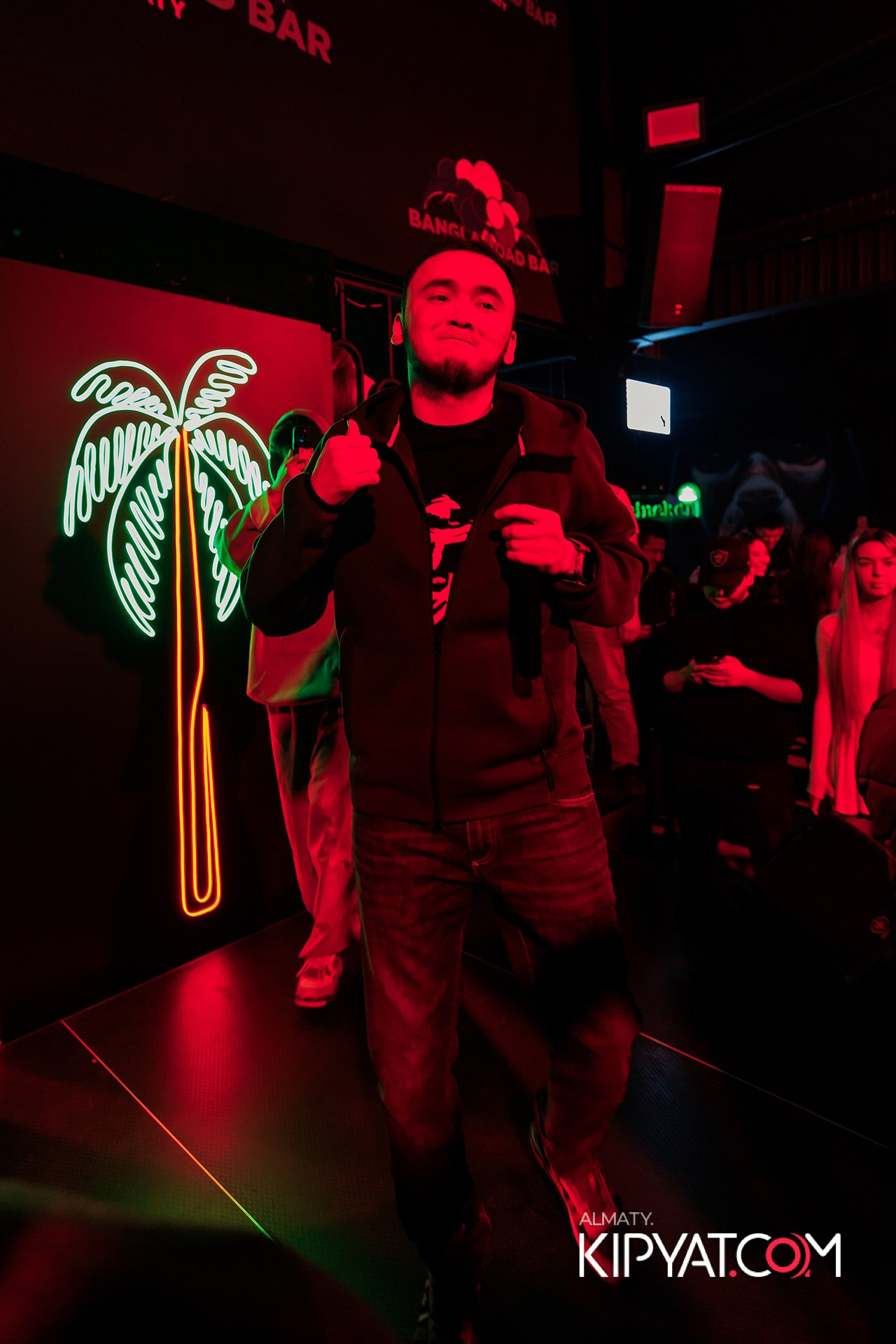 BANGLAROAD BAR SPECIAL GUEST: ASIK. КИПЯТКОМ АЛМАТЫ!