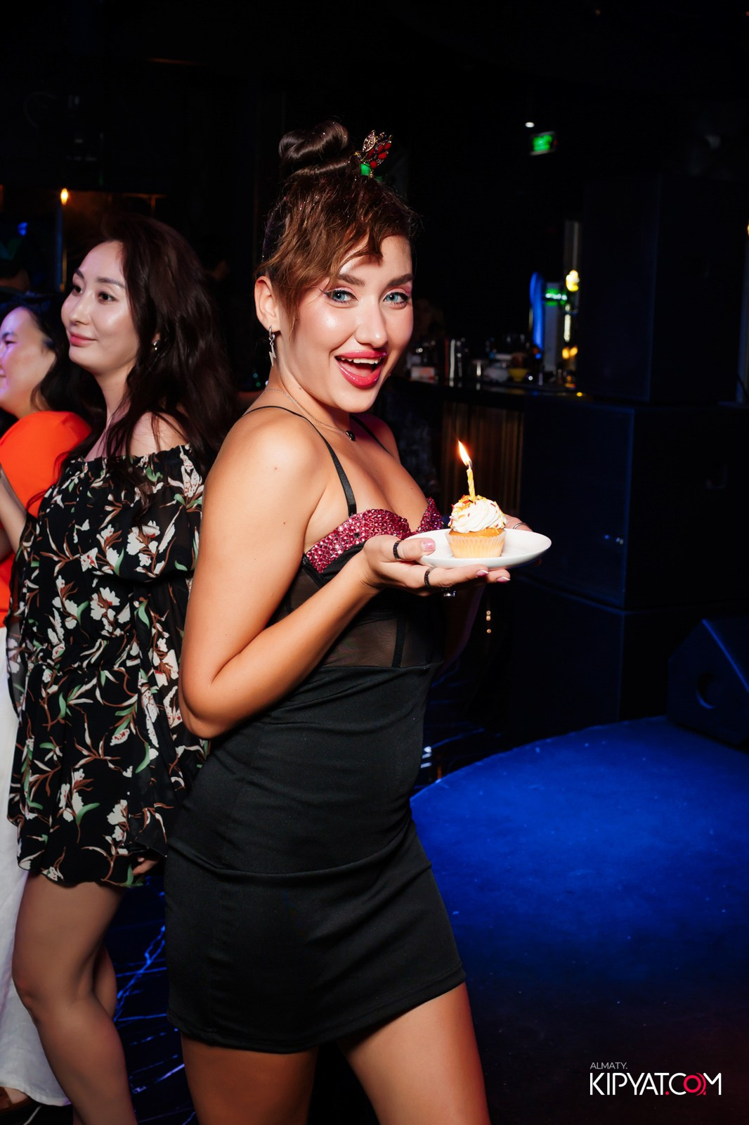 MOOD KARAOKE & TERRACE. КИПЯТКОМ АЛМАТЫ!