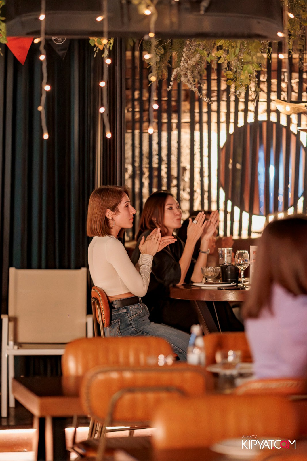 STAND UP КОНЦЕРТ АЛЕКСАНДРА МЕРКУЛЬ. КИПЯТКОМ АЛМАТЫ! Фотосъемка мероприятий в Алматы