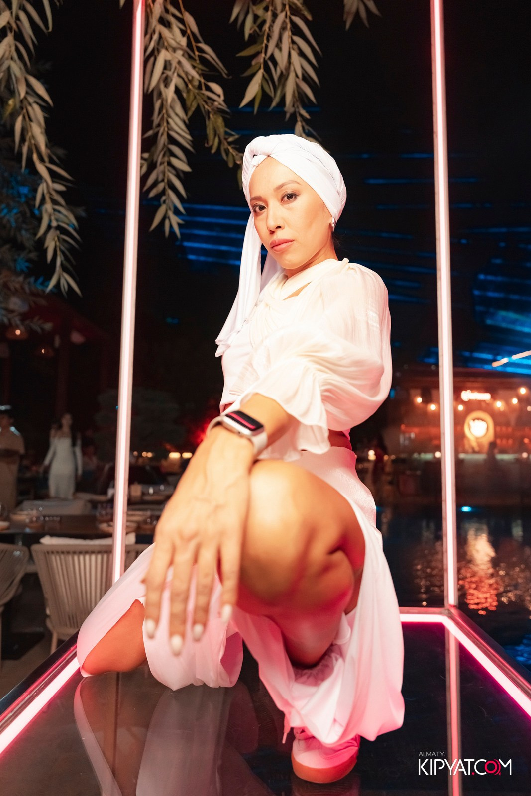 EDEN POOL & BAR. КИПЯТКОМ АЛМАТЫ!