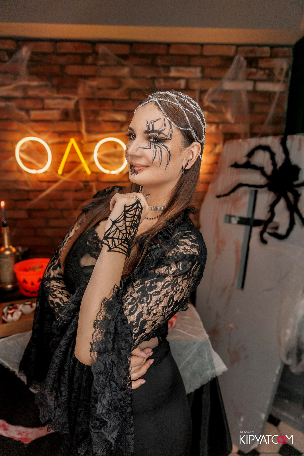 HALLOWEEN PARTY — OLOVO BAR НА ДОСТЫК. КИПЯТКОМ АЛМАТЫ!
