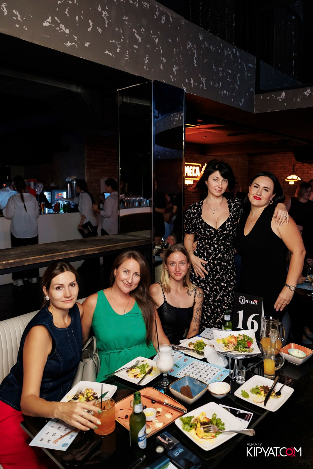 МУЗЫКАЛЬНОЕ ЛОТО В HIT RETRO. КИПЯТКОМ АЛМАТЫ!