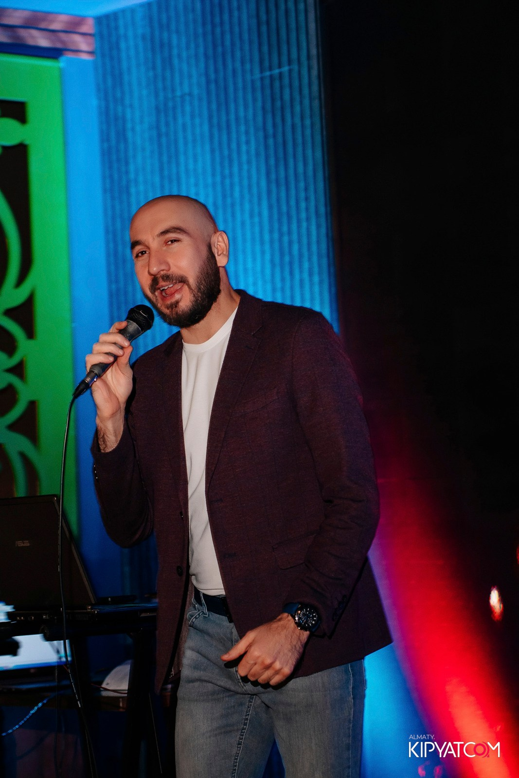 РЕСТОРАН ВЕСЕЛИДЗЕ НА АБАЯ. КИПЯТКОМ АЛМАТЫ!