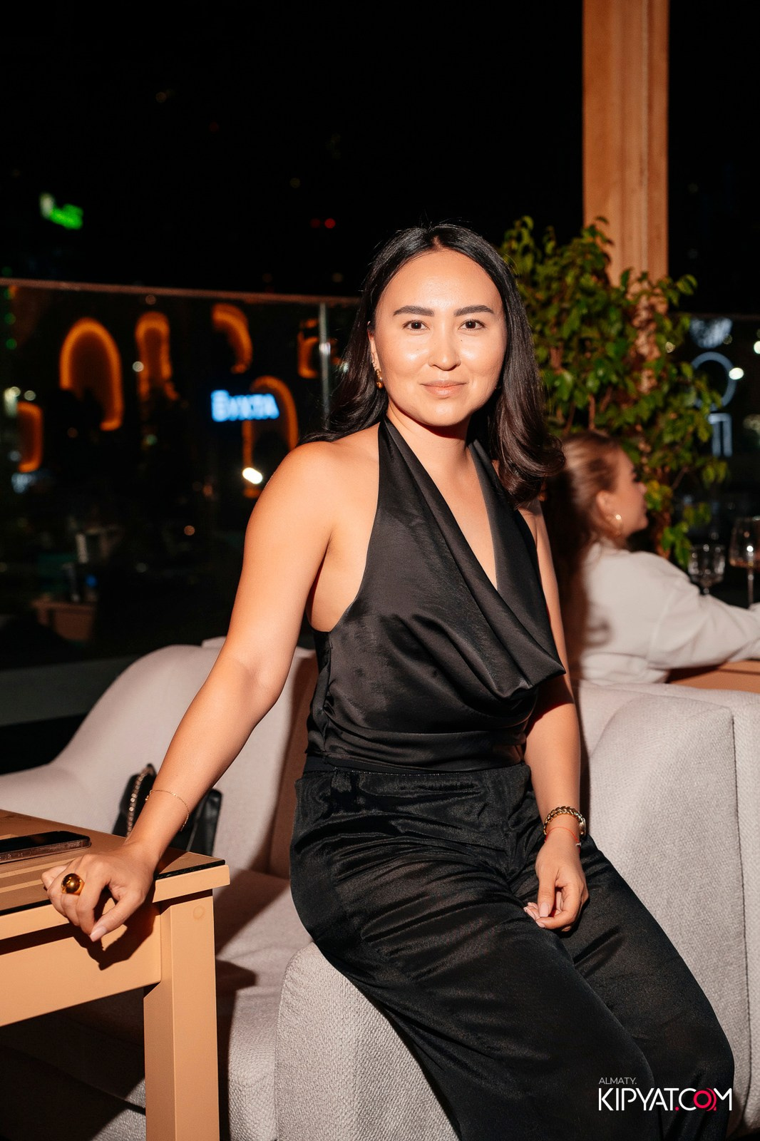 MOOD KARAOKE & TERRACE. КИПЯТКОМ АЛМАТЫ!