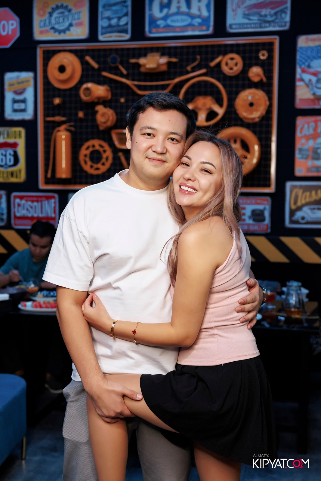 ЗАЯ, НА БИС. КИПЯТКОМ АЛМАТЫ!