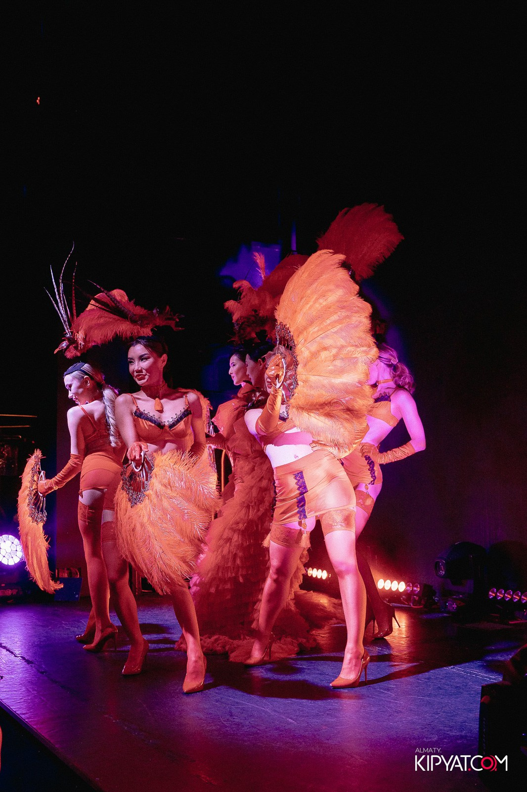 QUEEN. КИПЯТКОМ АЛМАТЫ!