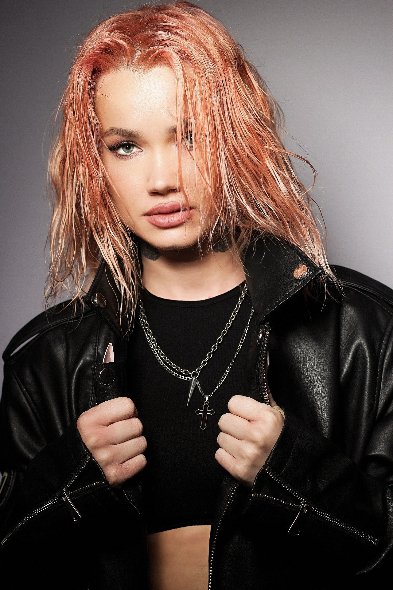 Съёмка с искусственным светом. Фотограф Иванова Елена в Иркутске