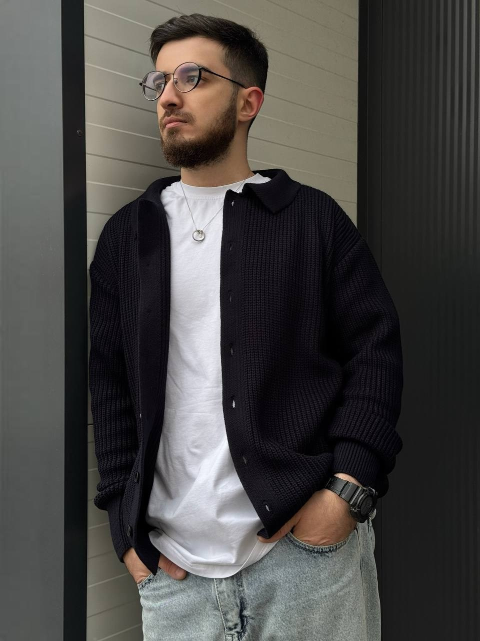 Акбер Ш. LUNAPRO Дом стильных, сборных и индивидуальных съемок для брендов