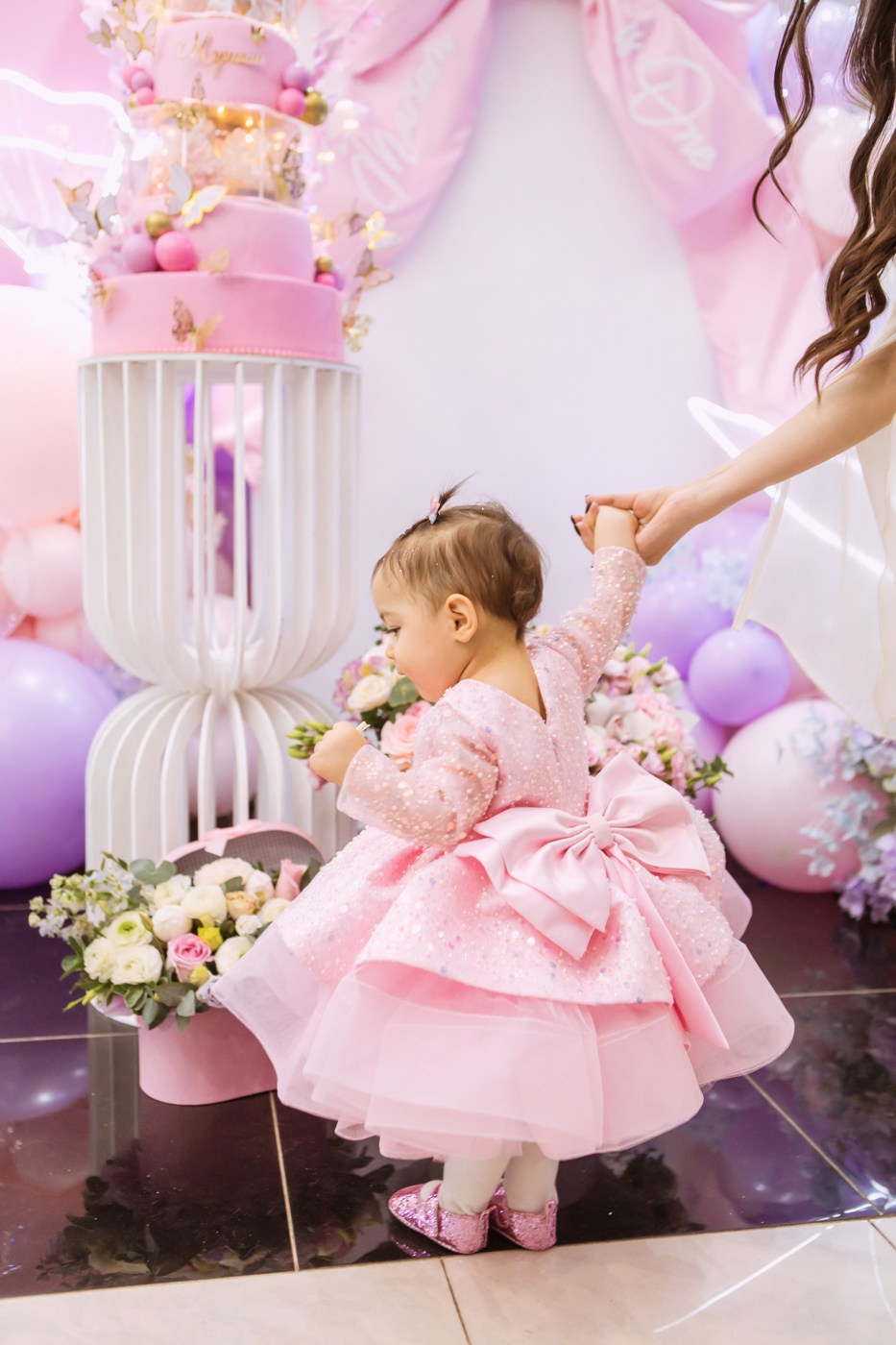 Годовасие Мариам. Кафе Юность, г. Волжский. Фотографы в городе Волгограде — Людмила Агеева и Алексей Околелов