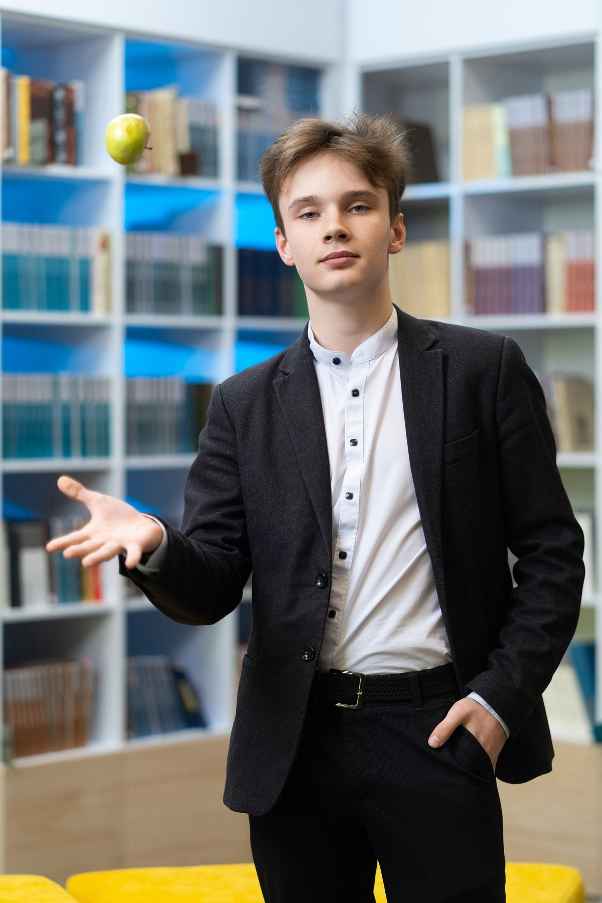 Старшеклассники. Выпускные альбомы от Мамаевых, город Киров