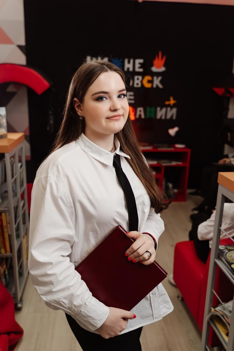 9 класс. КЛАСС | Выпускные альбомы в Нижневартовске