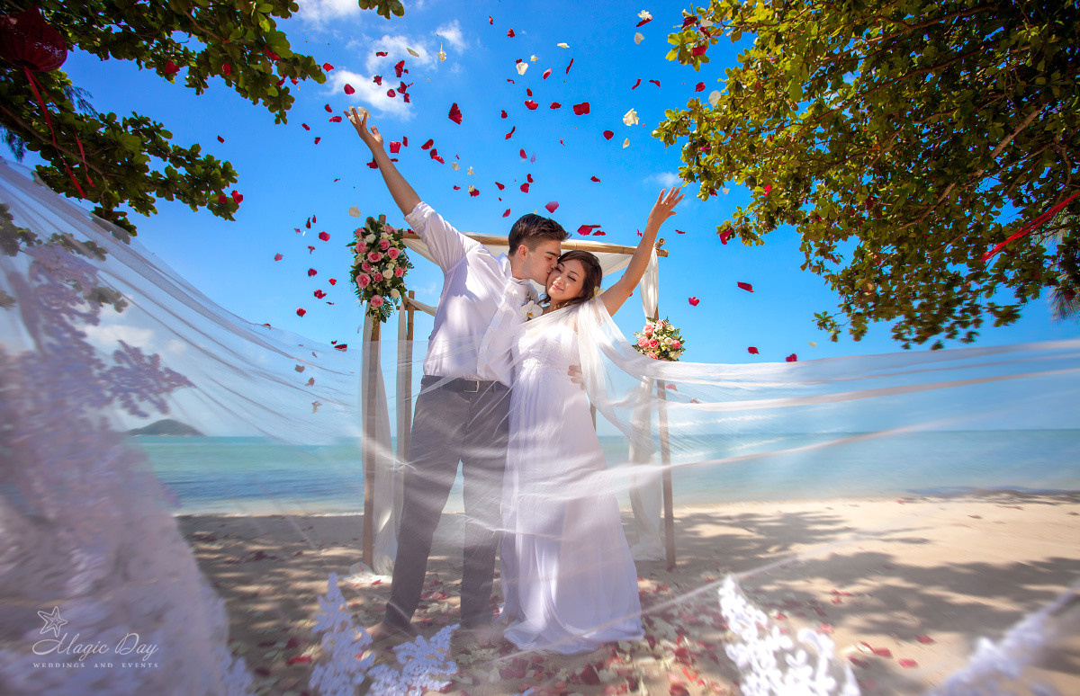 Mariage sur la plage. Mariage à Koh Samui, en Thaïlande. Whatsapp: +66 94 3 650 301