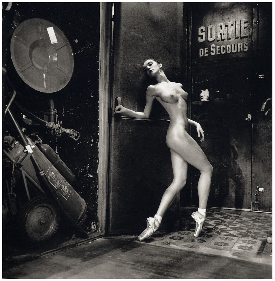 Хельмут Ньютон / Helmut Newton 18+. Женя Красовская | Фотограф | Smm-дизайнер