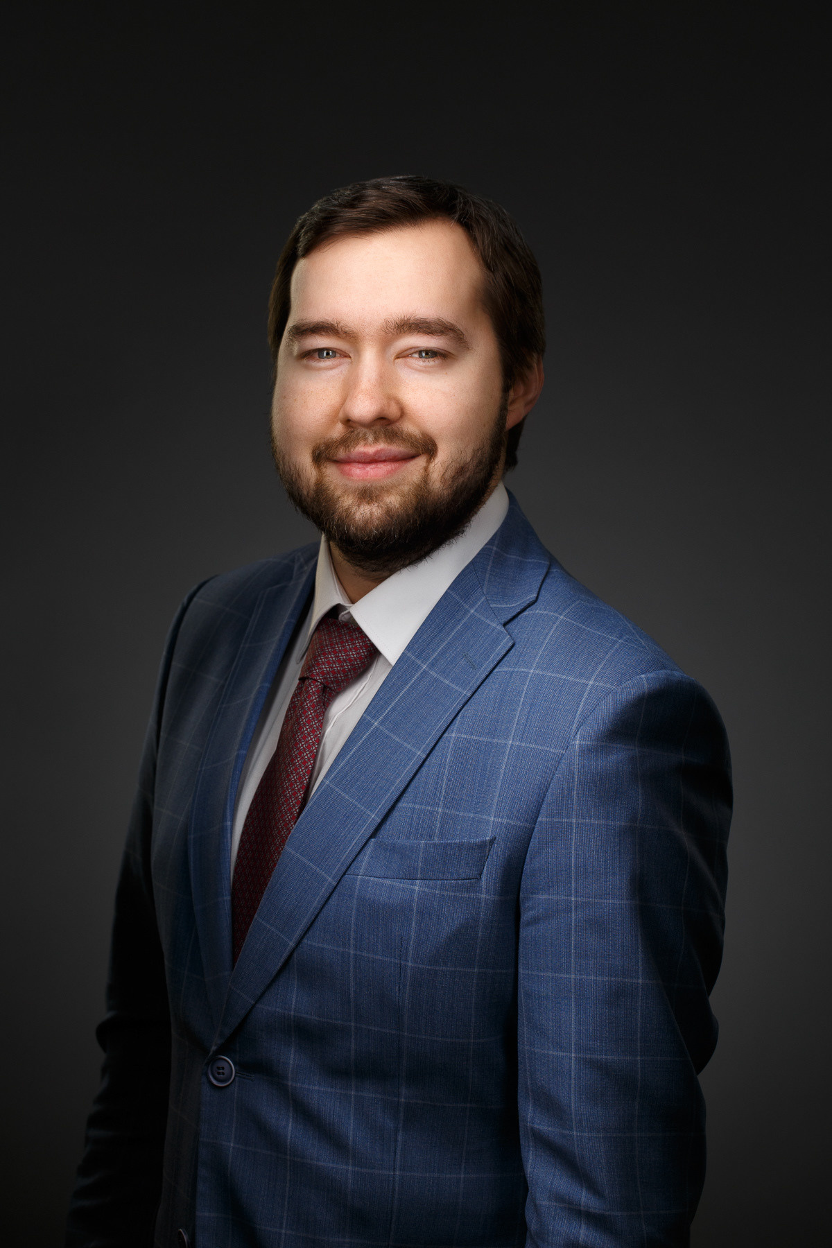 Классический деловой портрет. Бизнес-портрет | Хедшот-фотограф | Студия делового портрета в Москве