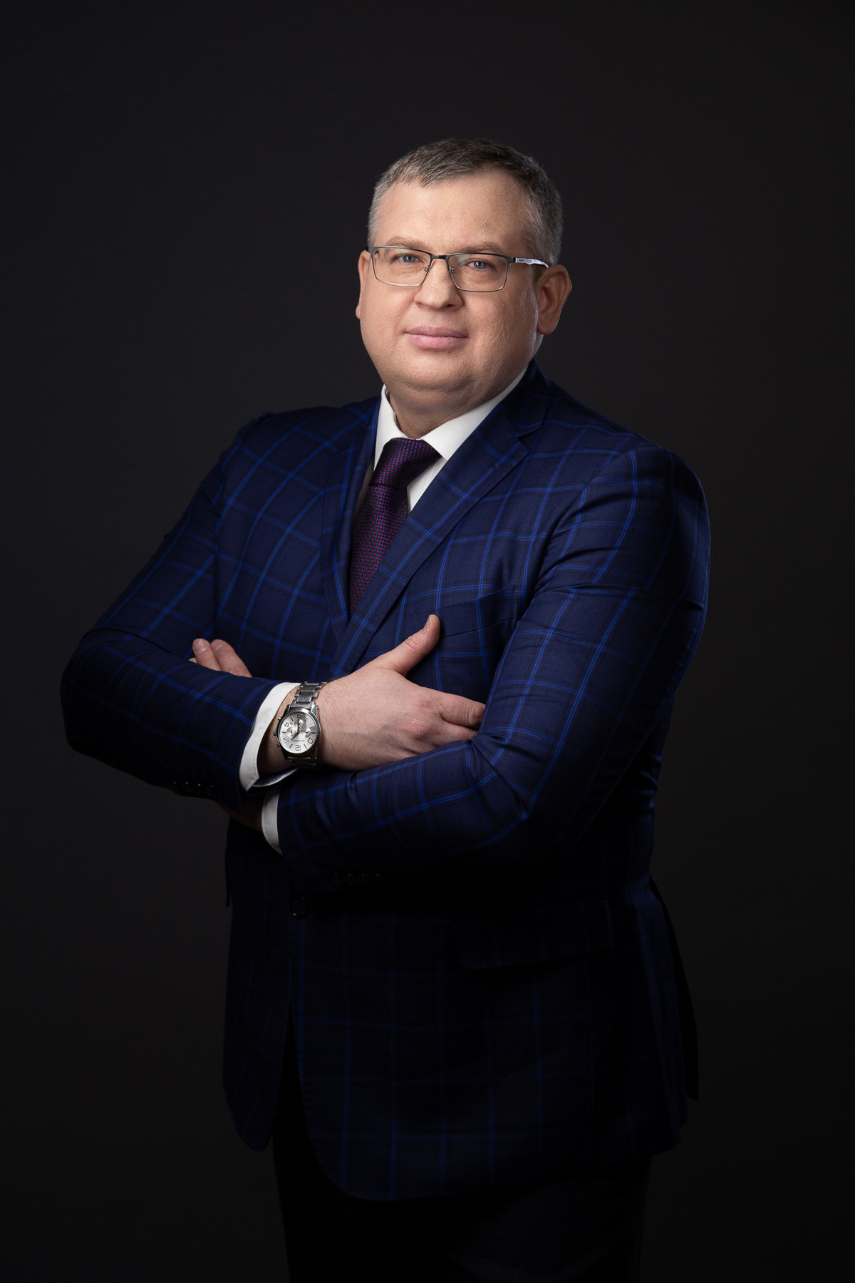 Классический деловой портрет. Бизнес-портрет | Хедшот-фотограф | Студия делового портрета в Москве