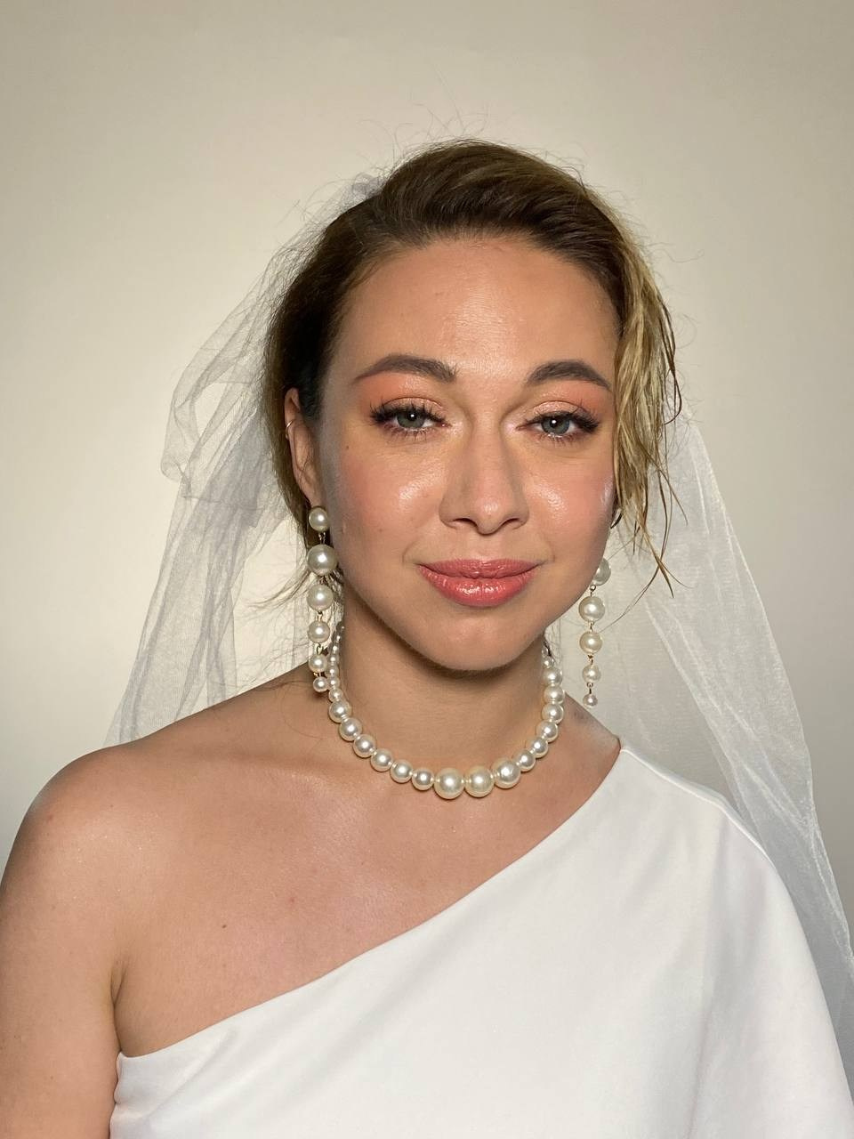 Невеста. Наталья Даньшина — Визажист-Стилист причесок