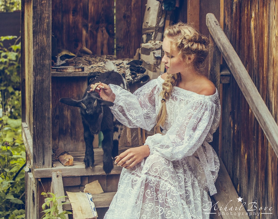 Сьемки в деревне. Фотограф для маркетплейсов Михаил Бове