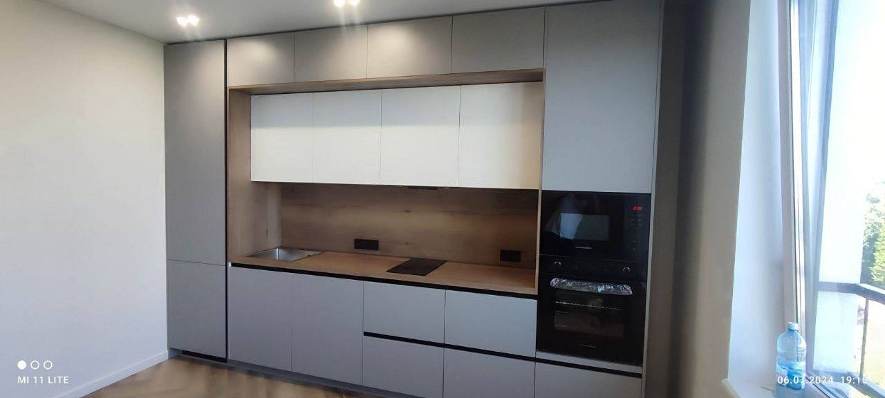 Фото с монтажа |Мебель на заказа: кухни, шкафы и т.д. в Томске. ГУДРУМ — Мебель на заказ в Томске | Кухни | Шкафы | Стулья и Столы