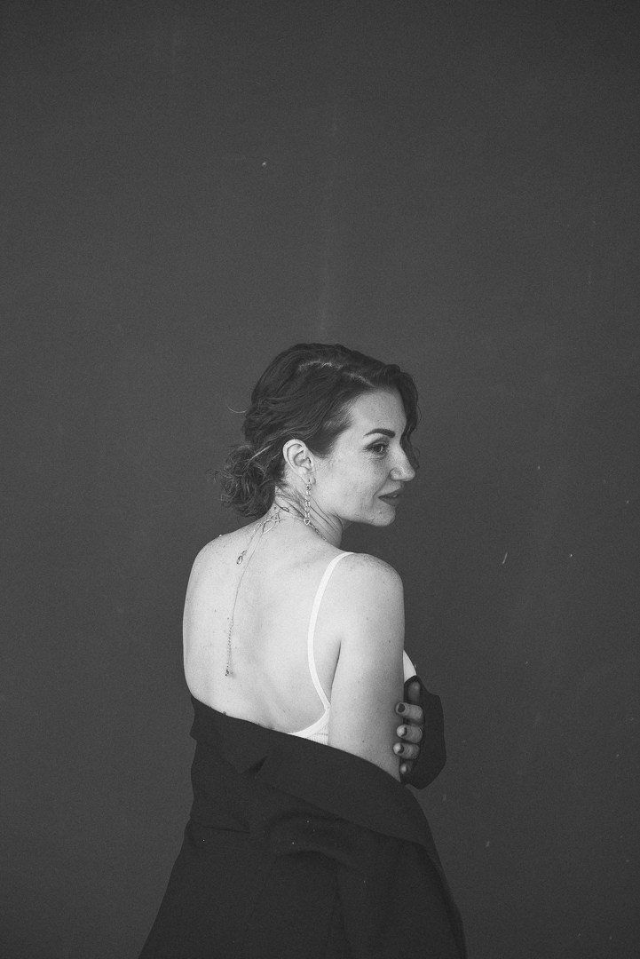 Лилия. Фотосессия для контента