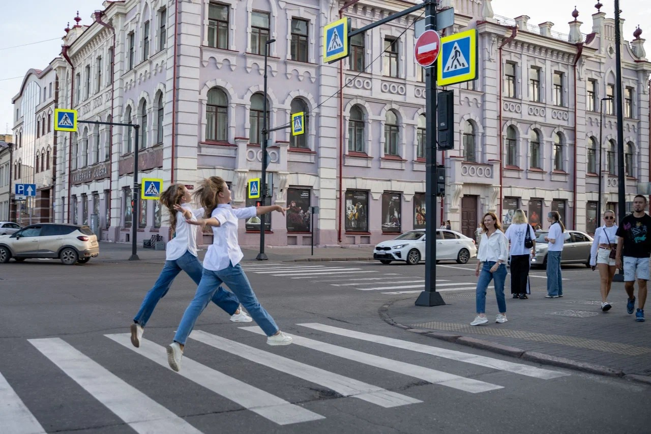 Город. Прогулка. Сайт фотографа.Приветствую Вас на своём сайте. Меня зовут Мария Васильева. Я являюсь профессиональным фотографом. Город Красноярск