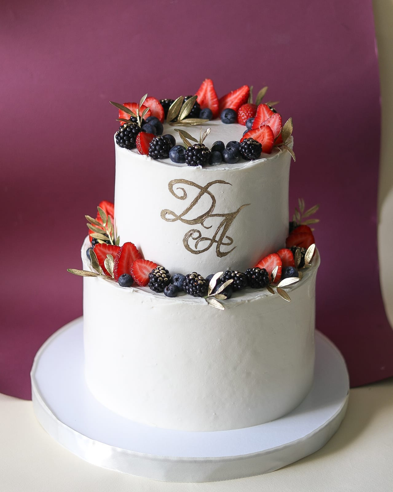 Торт Хмельницкая. Подрядчики и друзья сети свадебных площадок House for wedding