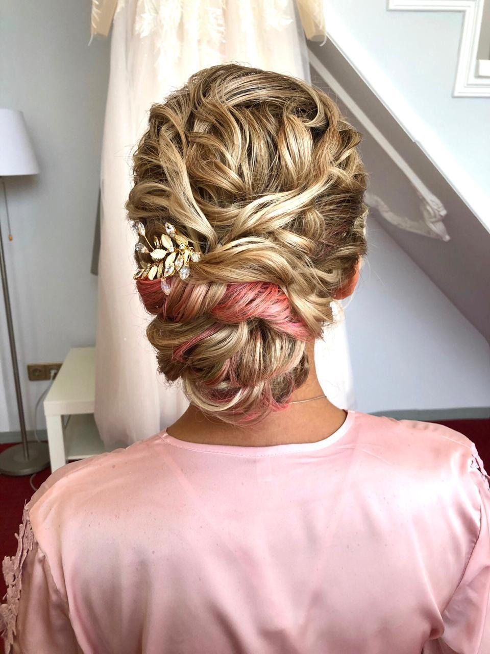 Стилист Лётина. Подрядчики и друзья сети свадебных площадок House for wedding