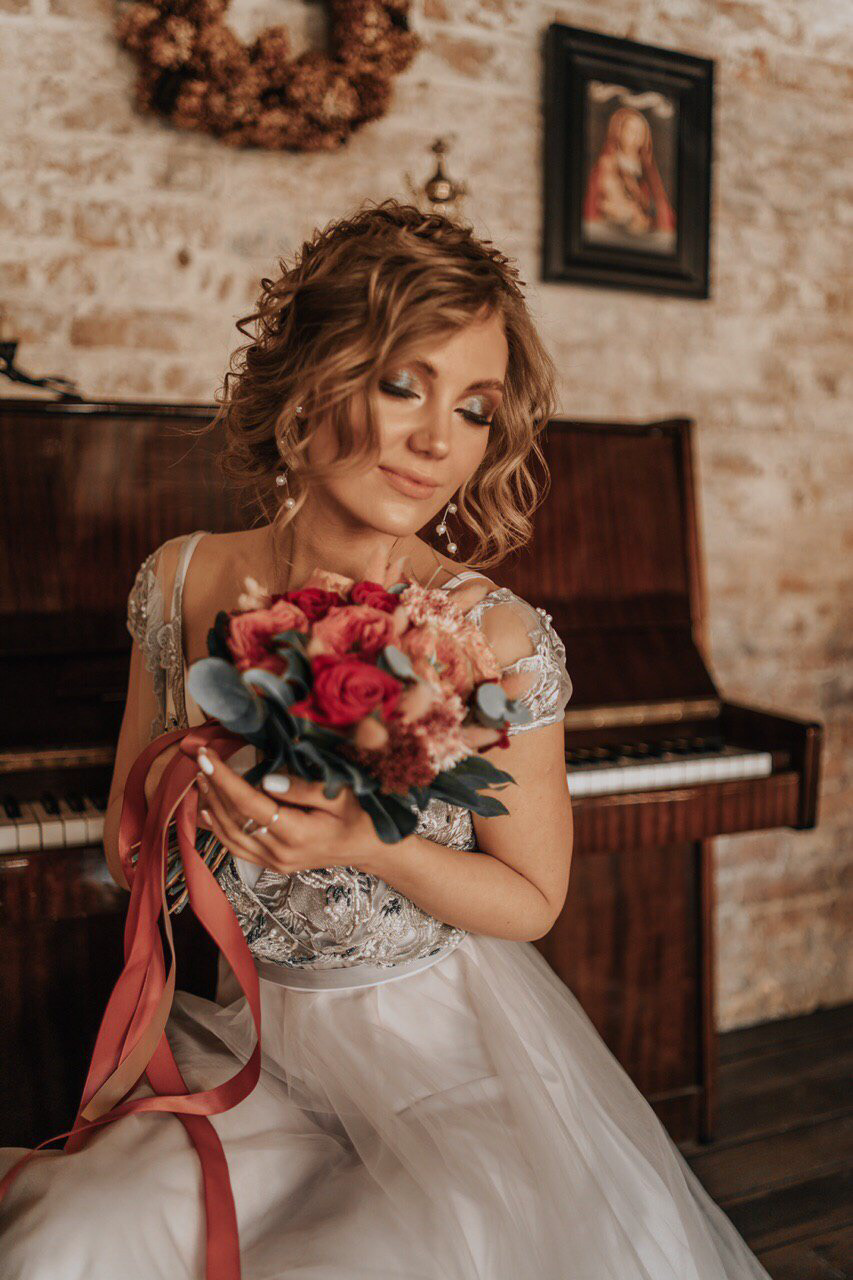 Стилист Чудо. Подрядчики и друзья сети свадебных площадок House for wedding