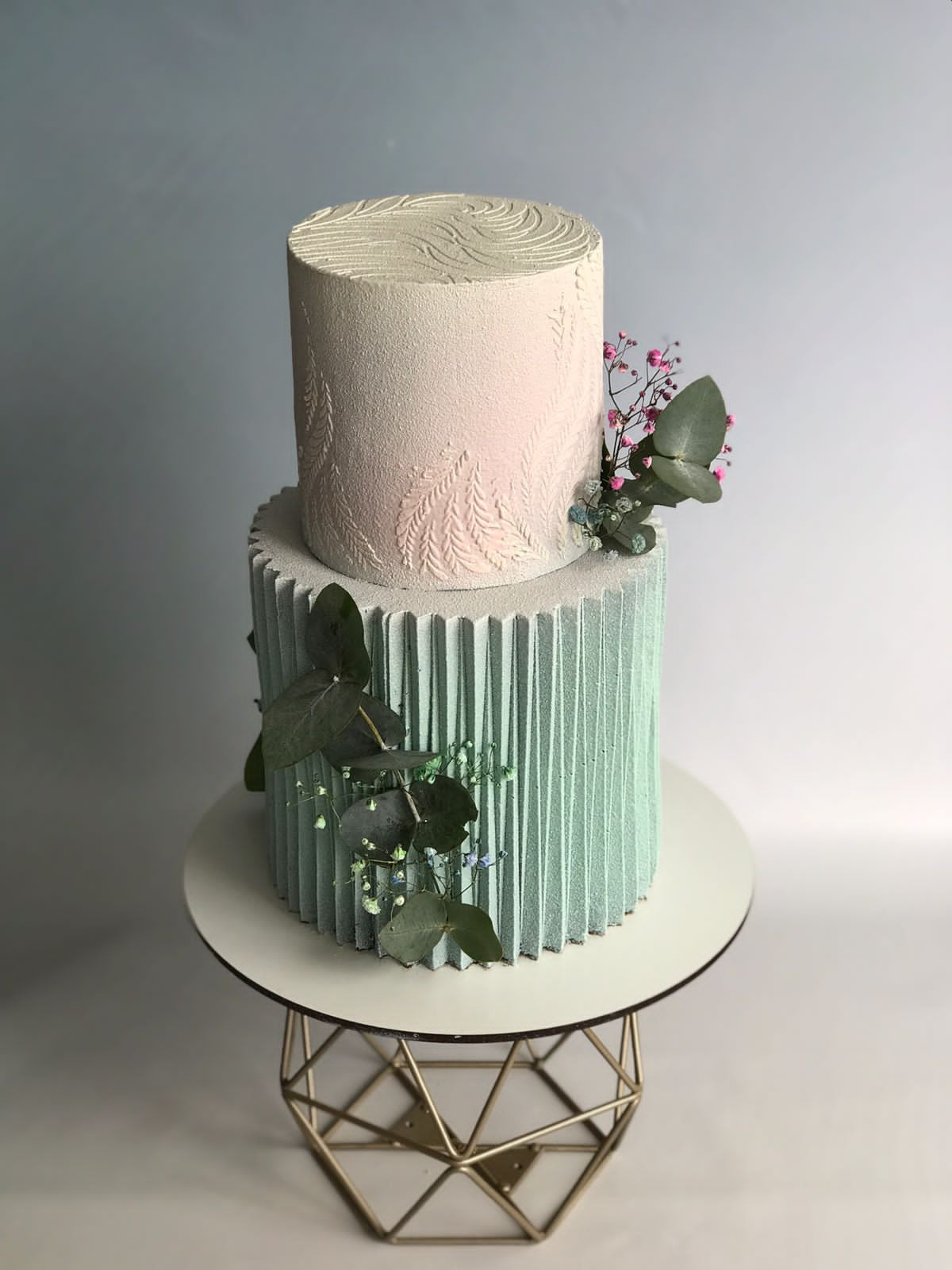 Торт Курсова. Подрядчики и друзья сети свадебных площадок House for wedding