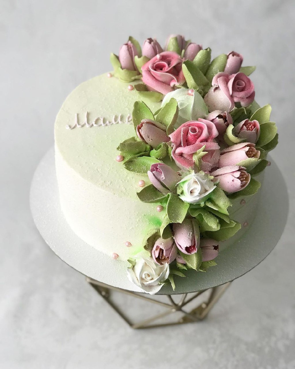 Торт Курсова. Подрядчики и друзья сети свадебных площадок House for wedding