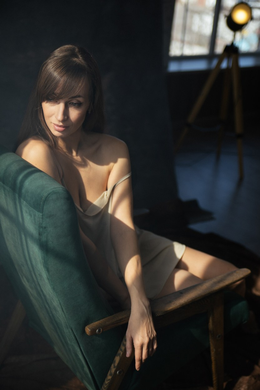 Творческий женский портрет. Фотосъёмка в студии. Арт-фотограф. Фотосъемка, авторские принты для интерьера