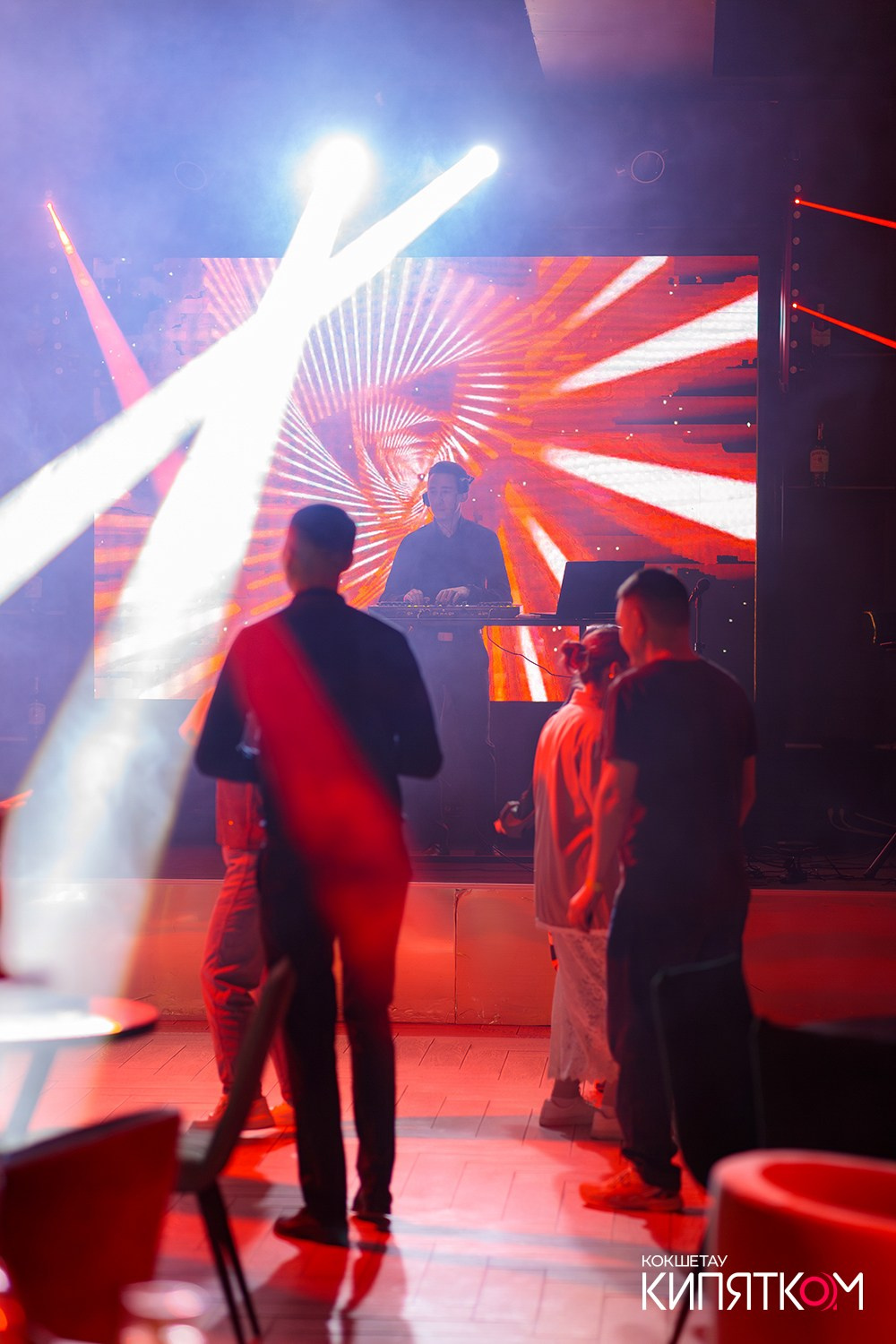 NE BRUKLIN. КИПЯТКОМ КОКШЕТАУ